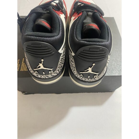 New Men’s Size 11.5 - Jordan Legacy 312 Low Chicago CD7069 106 main image 5